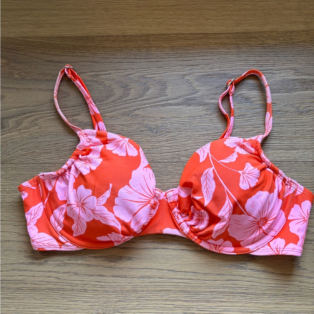 wild fable Pink & Coral Floral Underwire Bikini Top